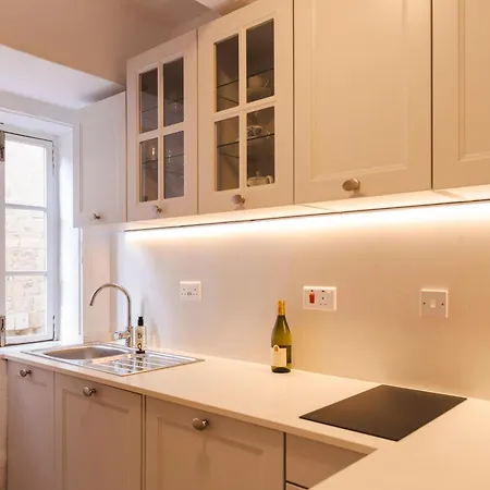 Vallletta Collection - St Johns Maisonette